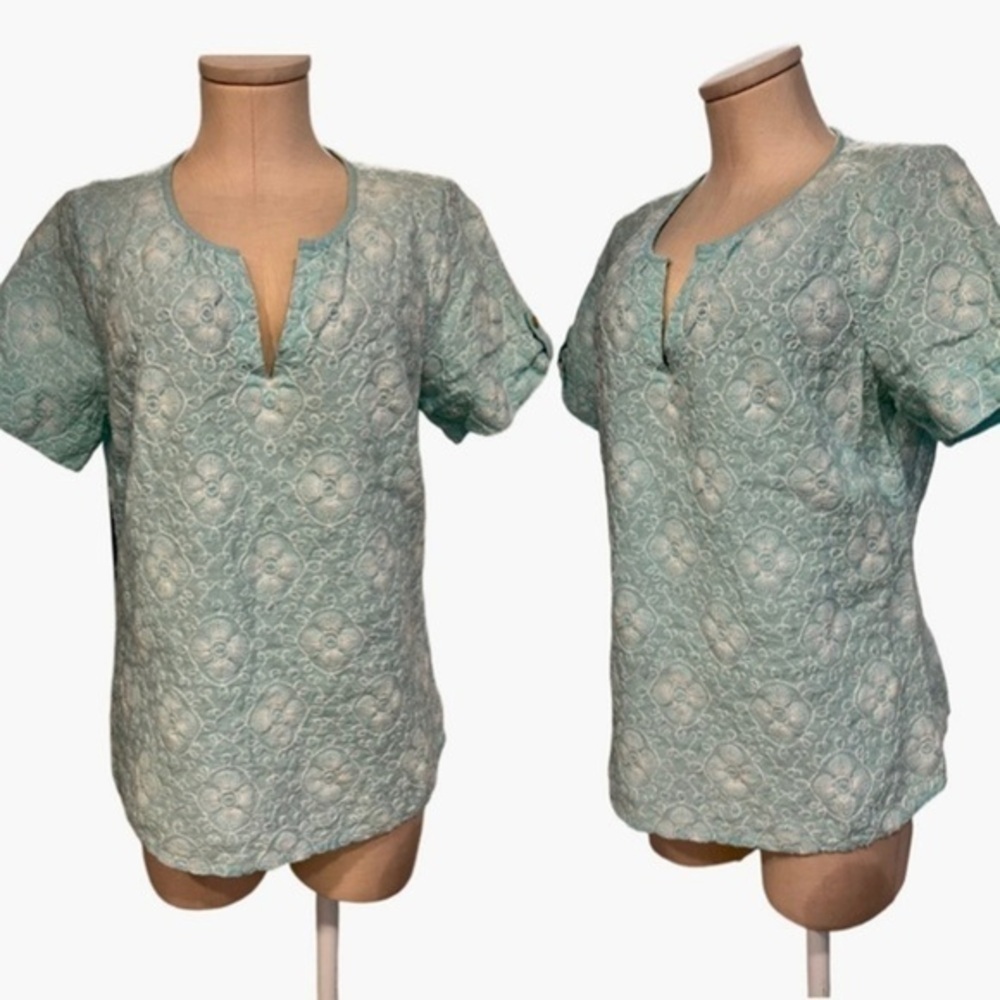 Vineyard Vines Robin’s Egg Blue with White Embroidery Short Sleeve Blouse